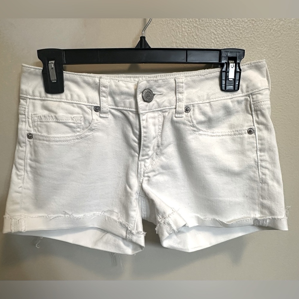 American Eagle stretch white shorts